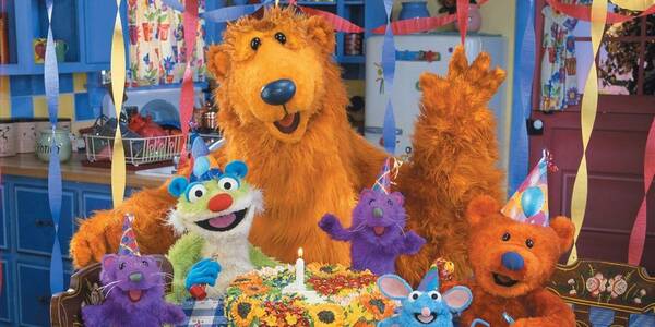 Acara Boneka The Bear in the Big Blue House hadir di Disney+ Hotstar Indonesia 2023